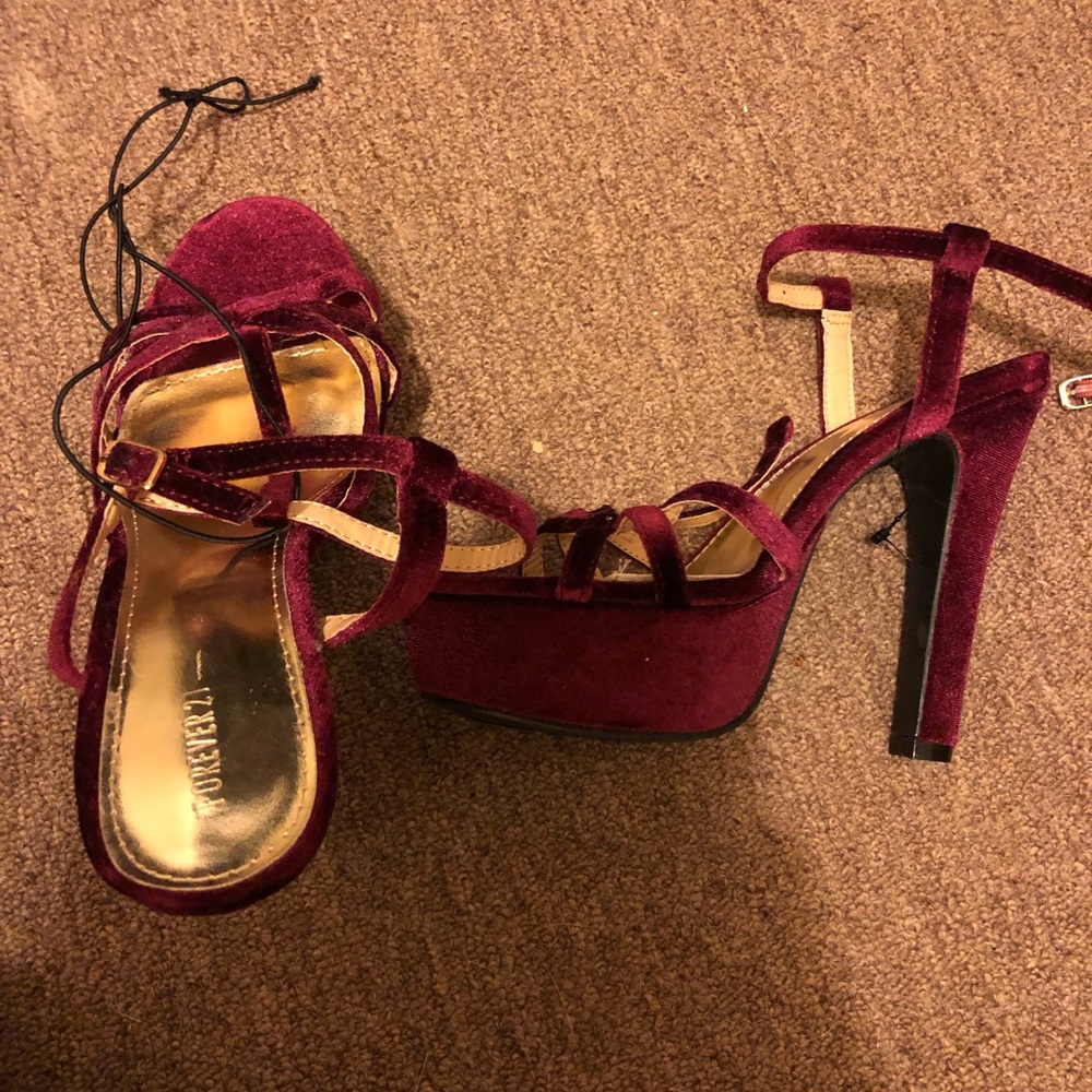 News forever 21 heels